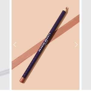 NEW Dragun Beauty "Lip Job" liner & sharpener 💄👄🤎